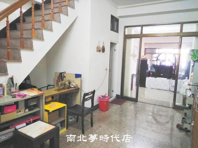 台南安平透天-9