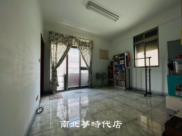 台南東區透天-11