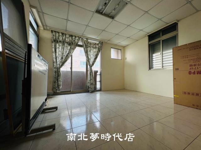 台南東區透天-12