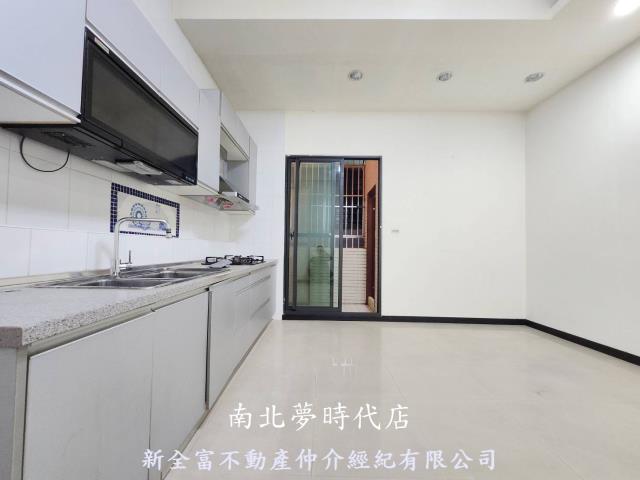 台南北區別墅-12