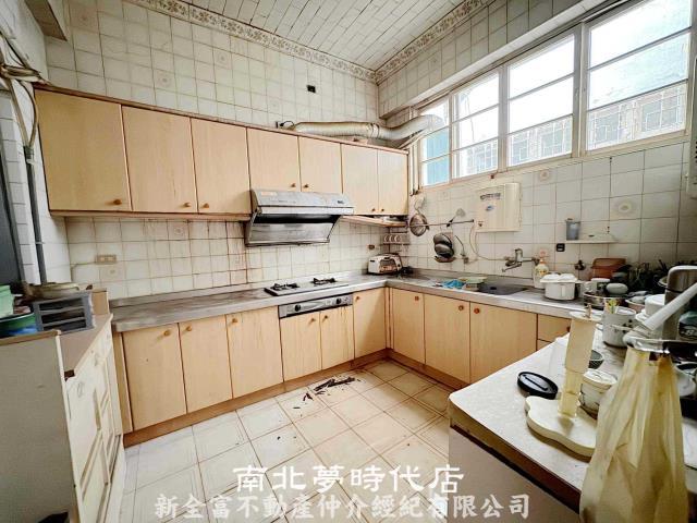 台南中西區透天-9