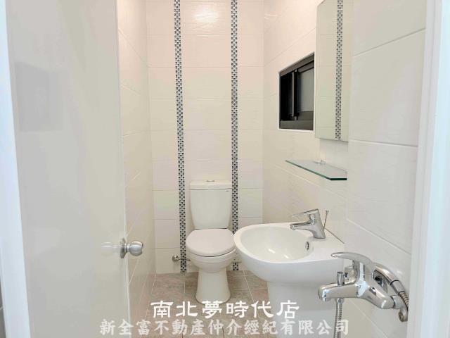 台南東區透天-11