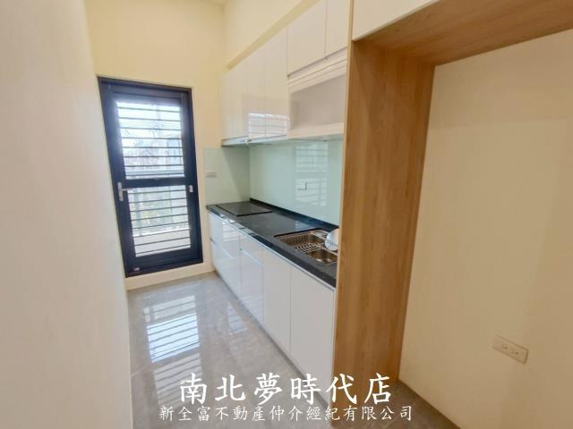台南華廈-3