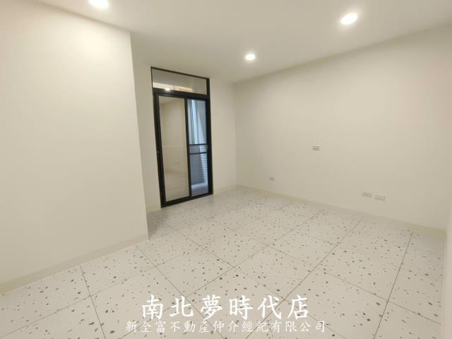台南南區透天-9