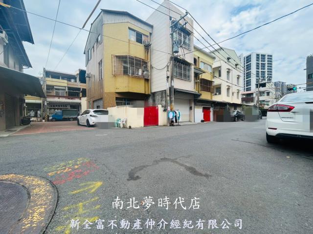 台南東區透天-0