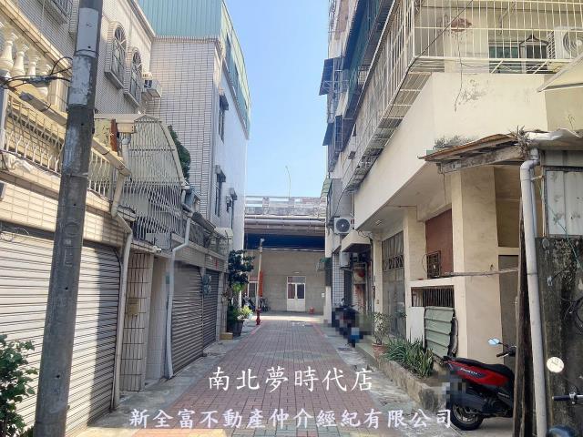 台南東區套房-8