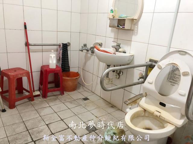 台南安南透天-12