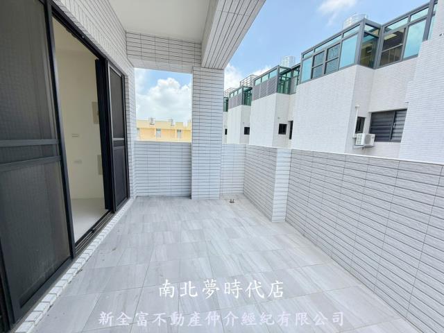 台南學甲透天-11