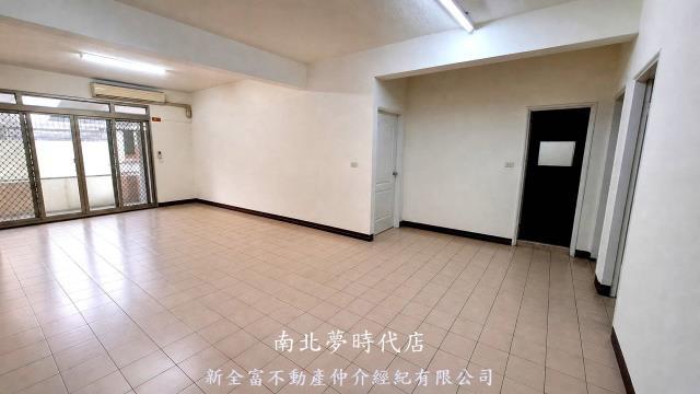 東區公寓-10